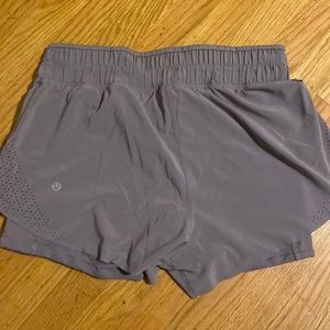Lululemon shorts 3”